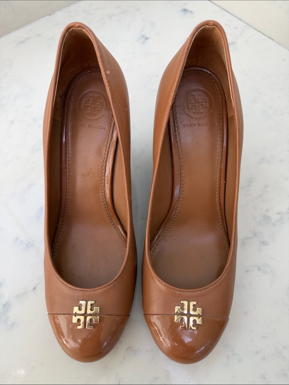 Tory Burch Tan Leather Logo Cap-Toe Pumps